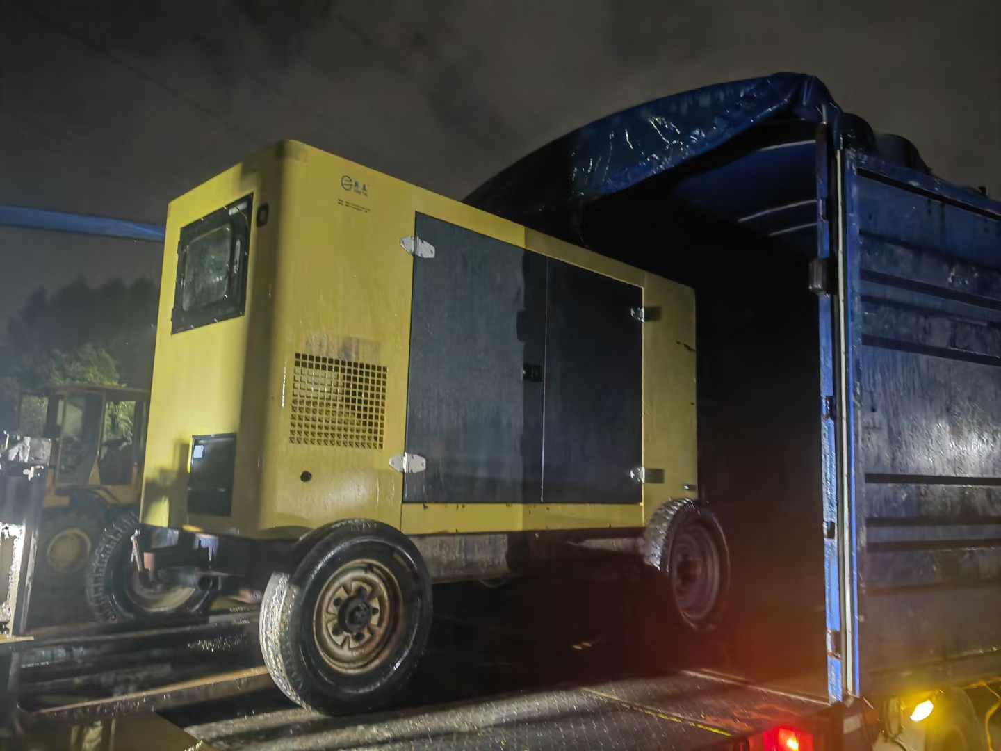 莫力达瓦如何根据负载特性选择合适的柴油发电机？