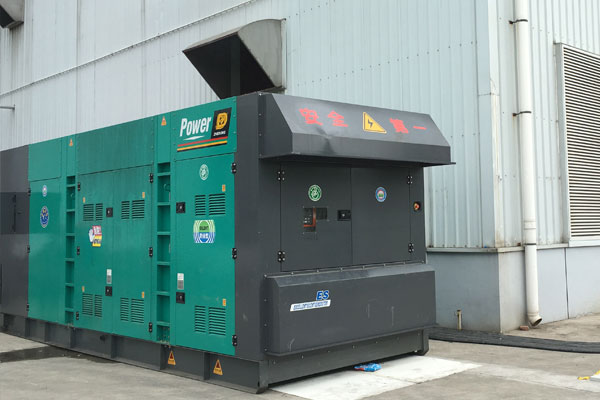 莫力达瓦燃油滤清器的更换流程是怎样的？