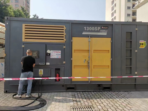 莫力达瓦如何根据实际需求选择合适电压和功率的柴油发电机组？